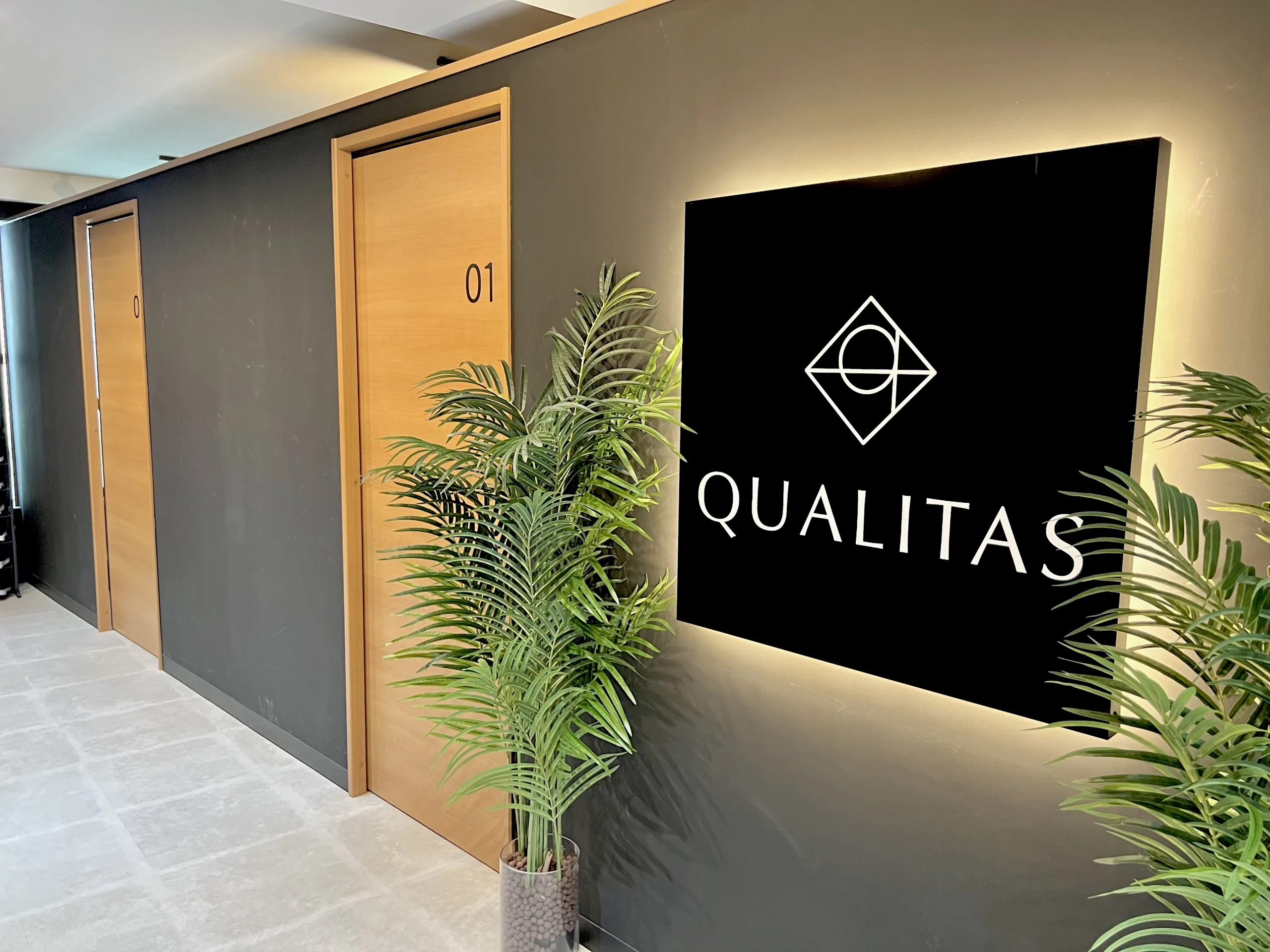 QUALITAS青山外苑前店の内装